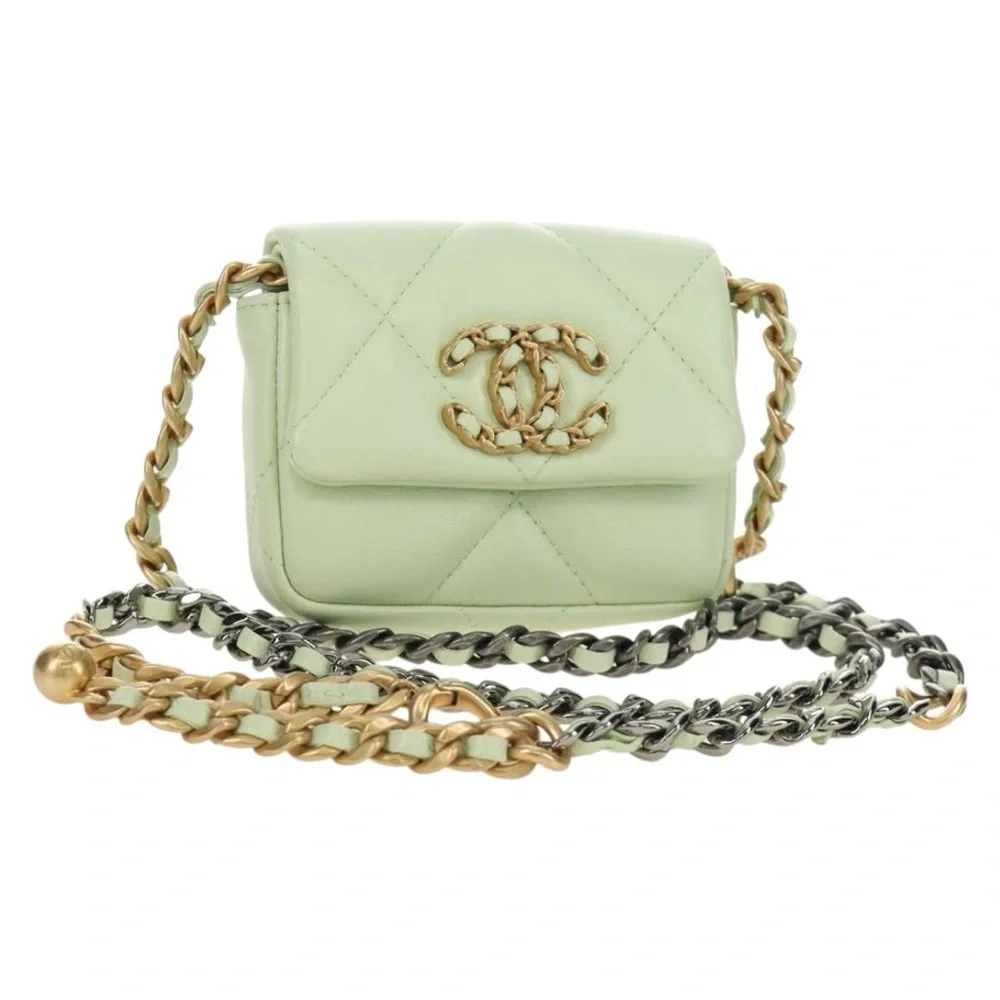 CHANEL Matelasse 19 Chain Bag Lamb Skin Gold Light green